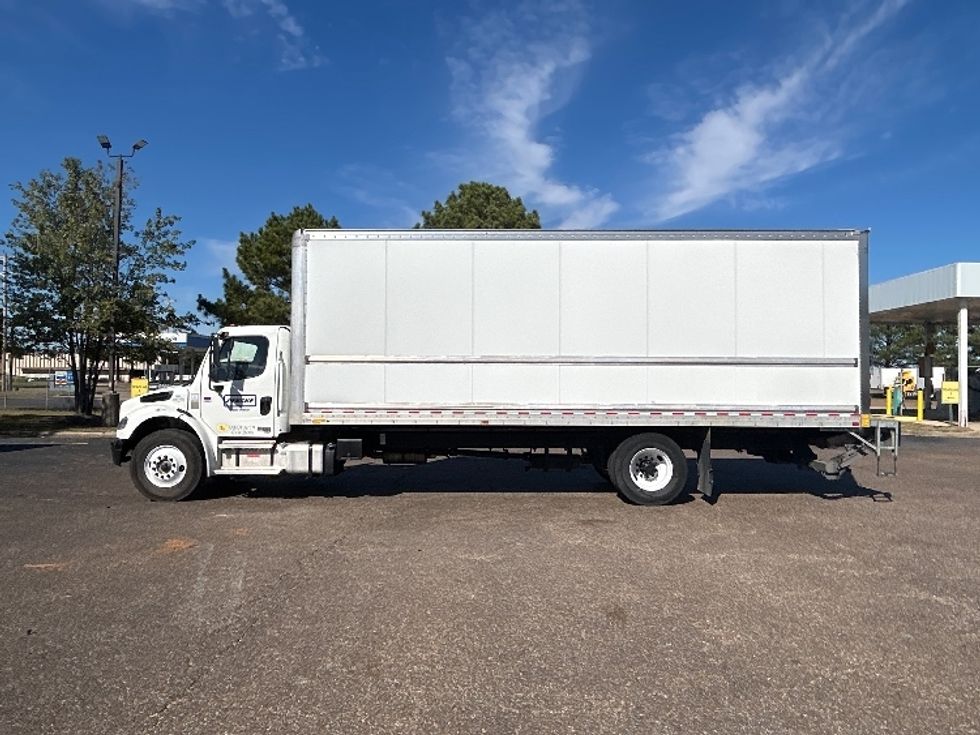 Medium Duty Box Truck-Light and Medium Duty Trucks-Freightliner-2024-M2P-Olive Branch-MS-133,734\n\t\tmiles-$ 78,750 - Image 4