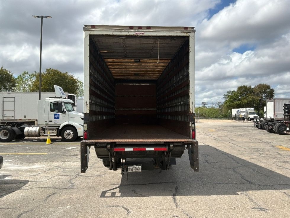 Medium Duty Box Truck-Light and Medium Duty Trucks-GMC-2008-T7F042-Austin-TX-410,000\n\t\tmiles-$ 16,000 - Image 8