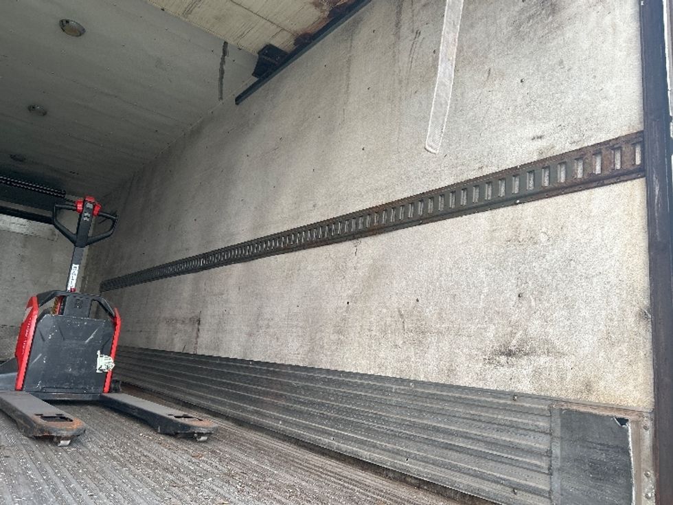 Medium Duty Box Truck-Light and Medium Duty Trucks-Hino-2011-338-Sturtevant-WI-179,743\n\t\tmiles-$ 12,000 - Image 10