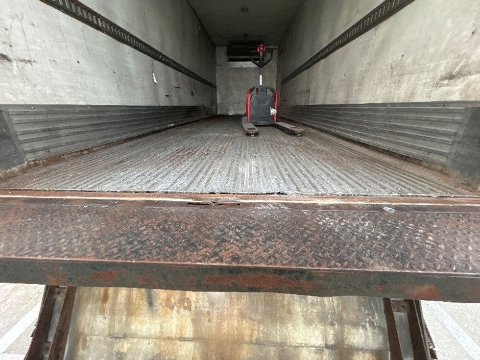 Medium Duty Box Truck-Light and Medium Duty Trucks-Hino-2011-338-Sturtevant-WI-179,743\n\t\tmiles-$ 12,000 - Image 8