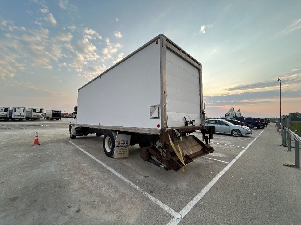 Medium Duty Box Truck-Light and Medium Duty Trucks-Hino-2011-338-Sturtevant-WI-182,380\n\t\tmiles-$ 12,500 - Image 6