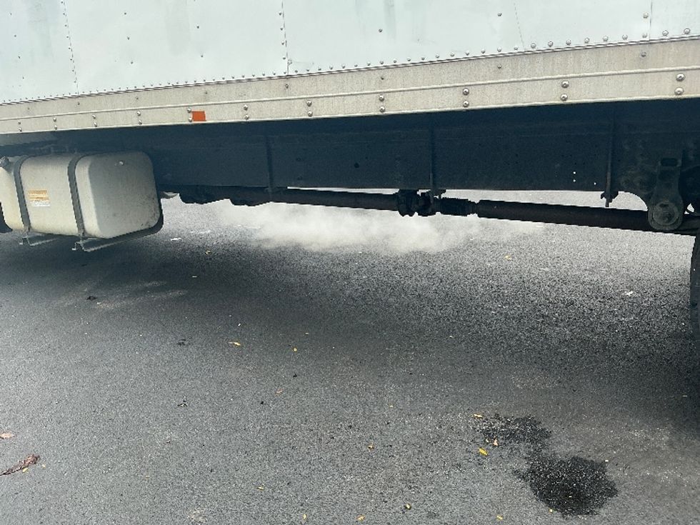 Medium Duty Box Truck-Light and Medium Duty Trucks-Hino-2012-268-Lexington-KY-195,254\n\t\tmiles-$ 30,000 - Image 5