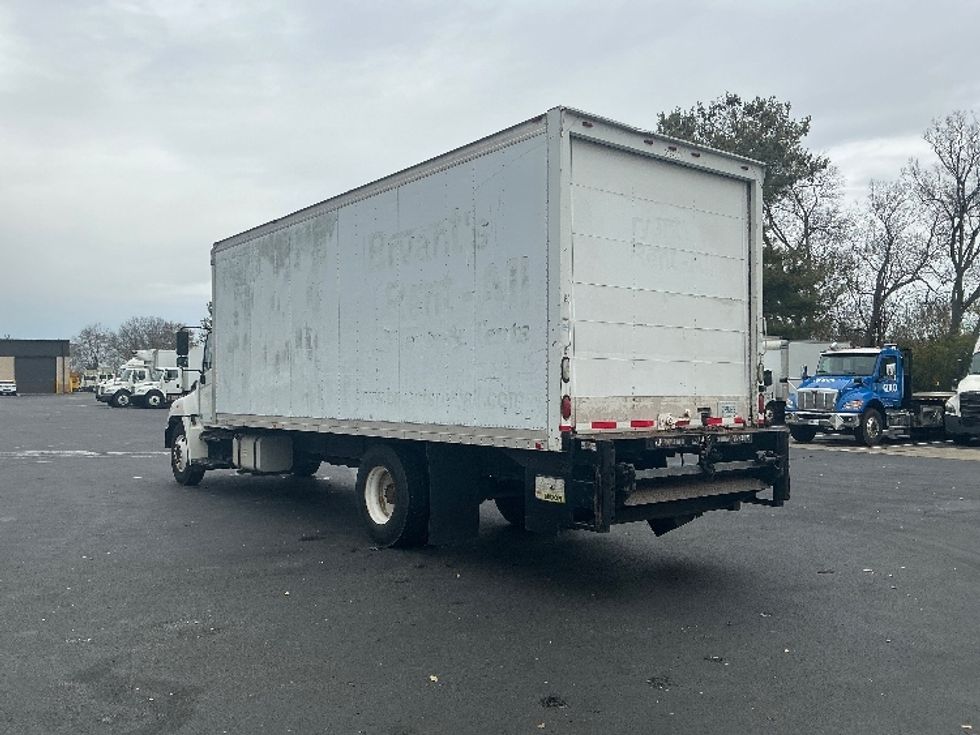 Medium Duty Box Truck-Light and Medium Duty Trucks-Hino-2012-268-Lexington-KY-195,254\n\t\tmiles-$ 30,000 - Image 6