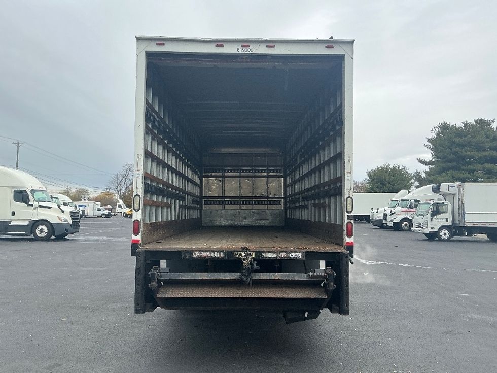 Medium Duty Box Truck-Light and Medium Duty Trucks-Hino-2012-268-Lexington-KY-195,254\n\t\tmiles-$ 30,000 - Image 8