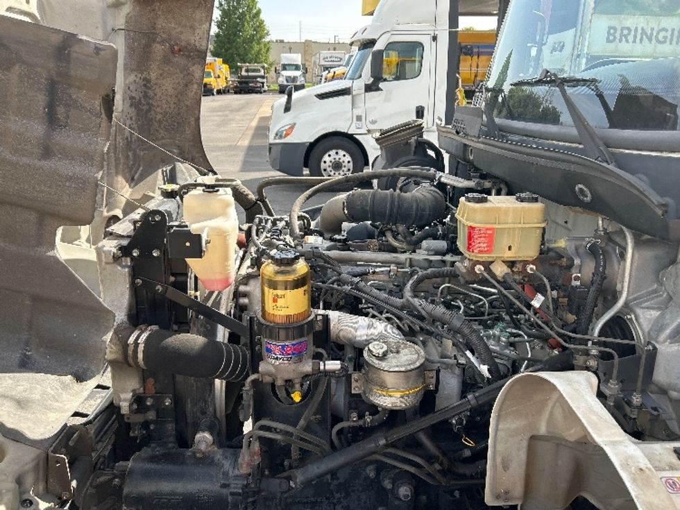 Medium Duty Box Truck-Light and Medium Duty Trucks-Hino-2013-268-Austin-TX-163,601\n\t\tmiles-$ 39,000 - Image 24