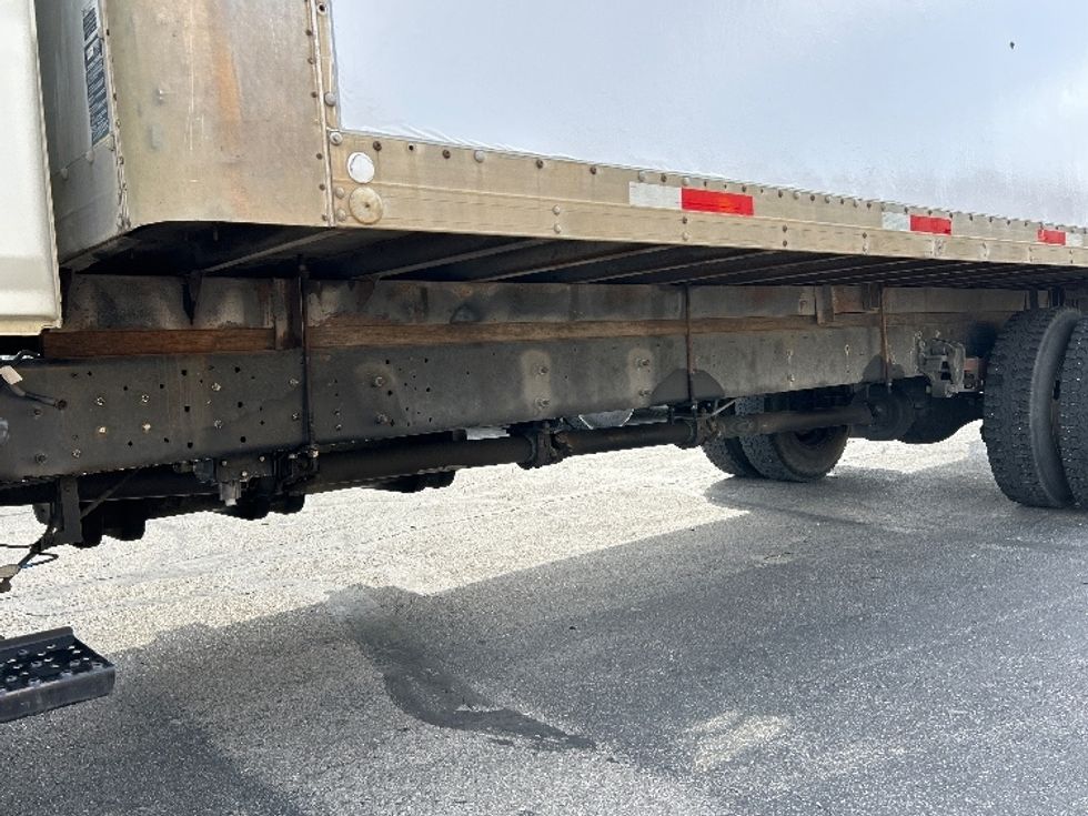 Medium Duty Box Truck-Light and Medium Duty Trucks-Hino-2013-268-Austin-TX-163,601\n\t\tmiles-$ 39,000 - Image 5