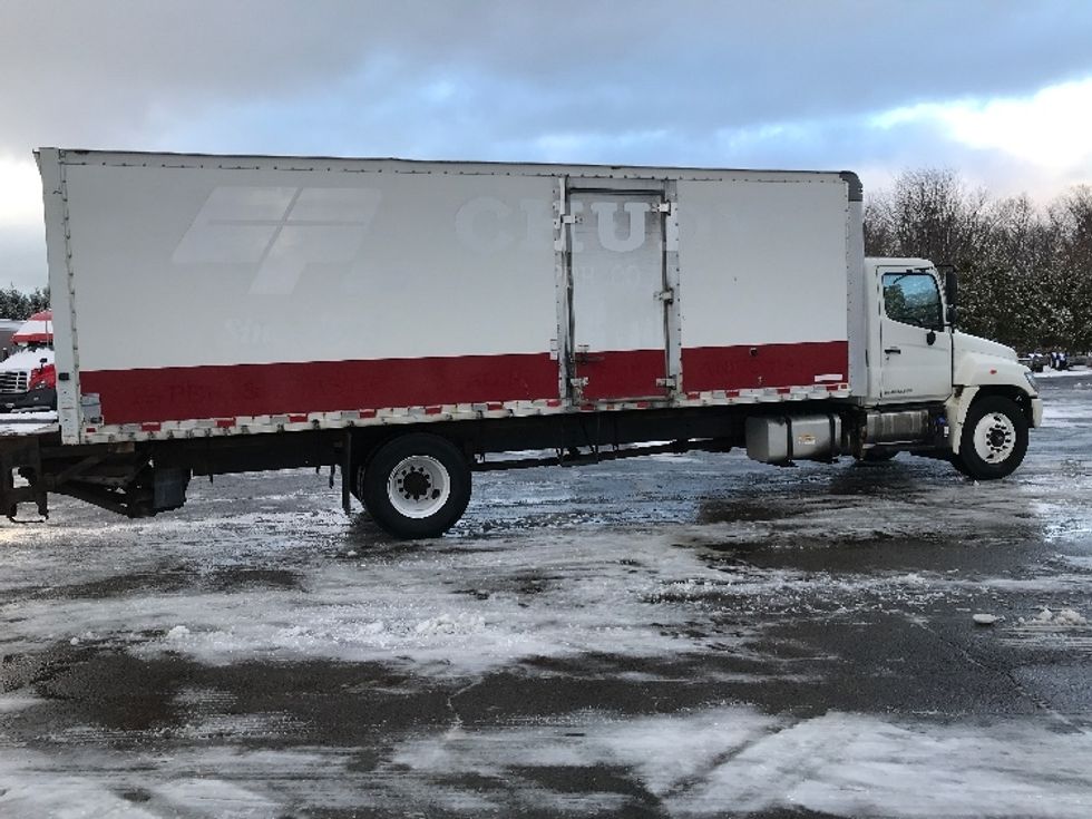Medium Duty Box Truck-Light and Medium Duty Trucks-Hino-2013-268-Buffalo-NY-196,341\n\t\tmiles-$ 29,000 - Image 14