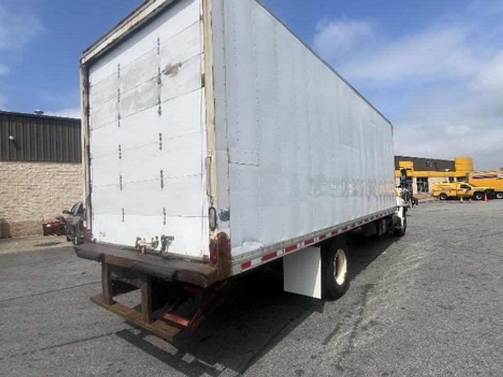 Medium Duty Box Truck-Light and Medium Duty Trucks-Hino-2013-268-Fitchburg-MA-238,662\n\t\tmiles-$ 25,500 - Image 11