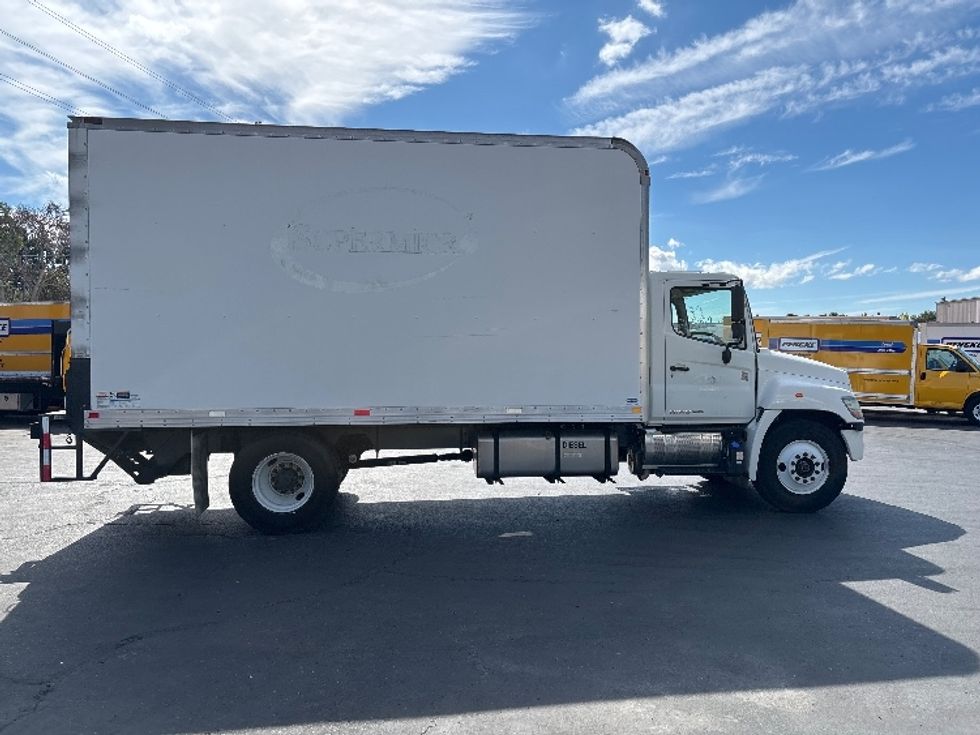 Medium Duty Box Truck-Light and Medium Duty Trucks-Hino-2013-268-Santa Clara-CA-55,421\n\t\tmiles-$ 38,250 - Image 15
