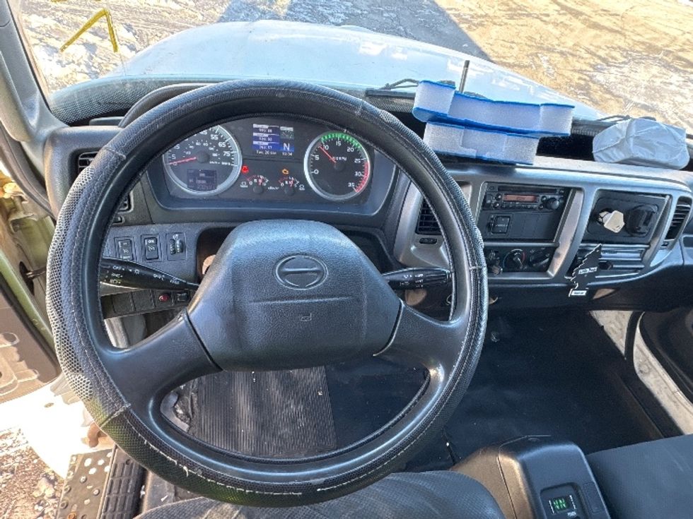 Medium Duty Box Truck-Light and Medium Duty Trucks-Hino-2013-338-Parsippany-NJ-300,591\n\t\tmiles-$ 20,000 - Image 18