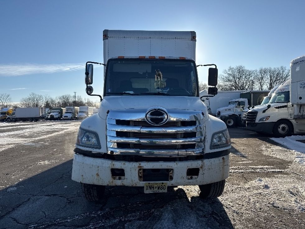 Medium Duty Box Truck-Light and Medium Duty Trucks-Hino-2013-338-Parsippany-NJ-300,591\n\t\tmiles-$ 20,000 - Image 2