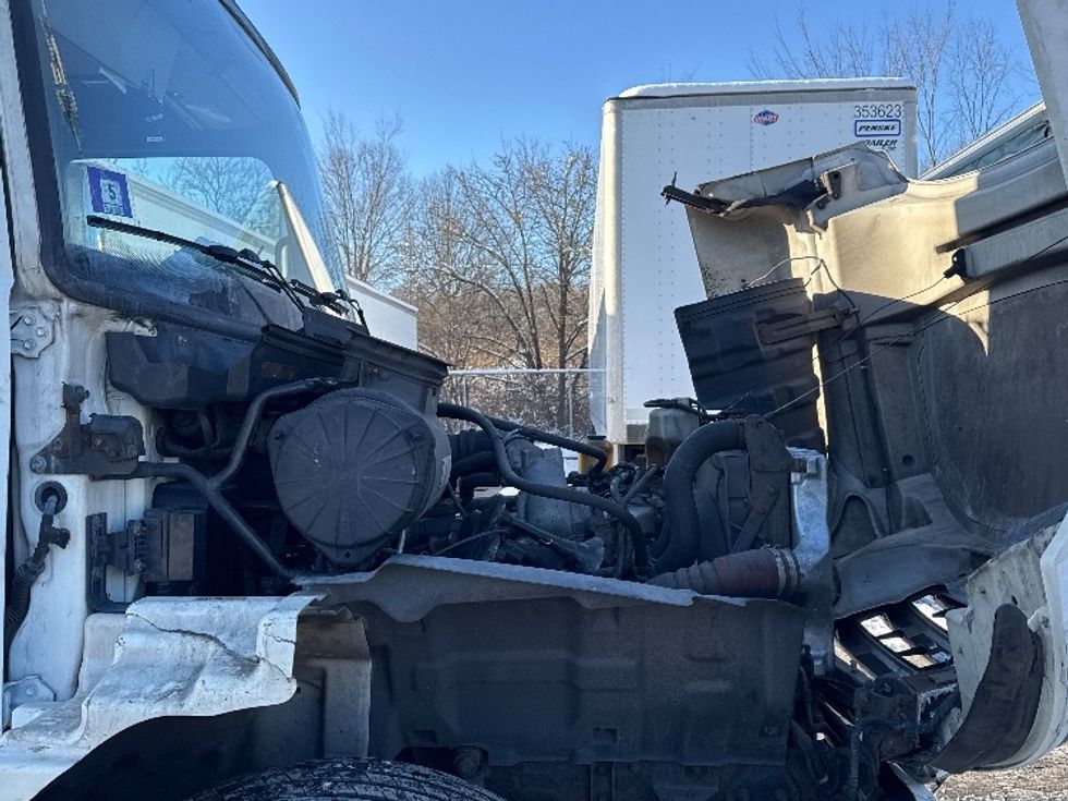 Medium Duty Box Truck-Light and Medium Duty Trucks-Hino-2013-338-Parsippany-NJ-300,591\n\t\tmiles-$ 20,000 - Image 23