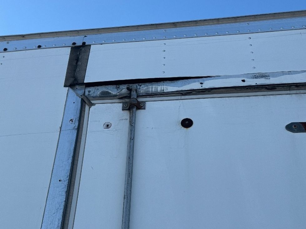 Medium Duty Box Truck-Light and Medium Duty Trucks-Hino-2013-338-Parsippany-NJ-300,591\n\t\tmiles-$ 20,000 - Image 27