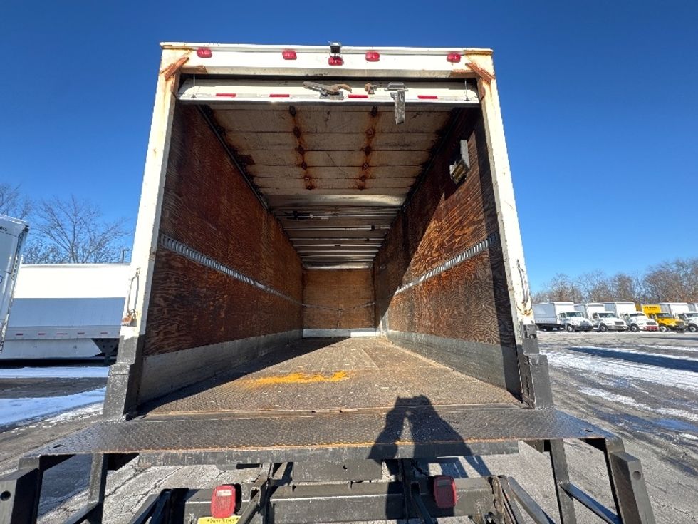 Medium Duty Box Truck-Light and Medium Duty Trucks-Hino-2013-338-Parsippany-NJ-300,591\n\t\tmiles-$ 20,000 - Image 8