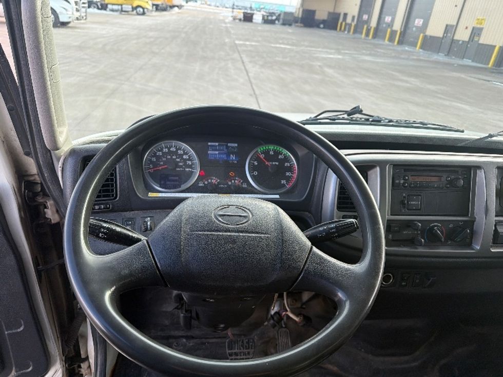 Medium Duty Box Truck-Light and Medium Duty Trucks-Hino-2013-338-West Fargo-ND-209,174\n\t\tmiles-$ 31,250 - Image 18