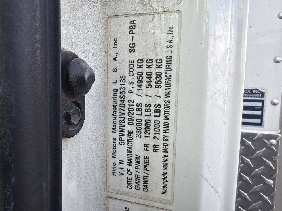 Medium Duty Box Truck-Light and Medium Duty Trucks-Hino-2013-338-West Fargo-ND-209,174\n\t\tmiles-$ 31,250 - Image 25