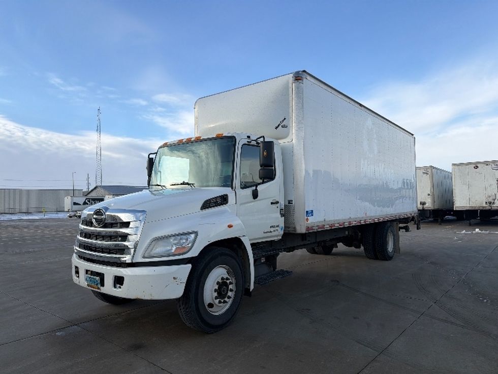 Medium Duty Box Truck-Light and Medium Duty Trucks-Hino-2013-338-West Fargo-ND-209,174\n\t\tmiles-$ 31,250 - Image 3
