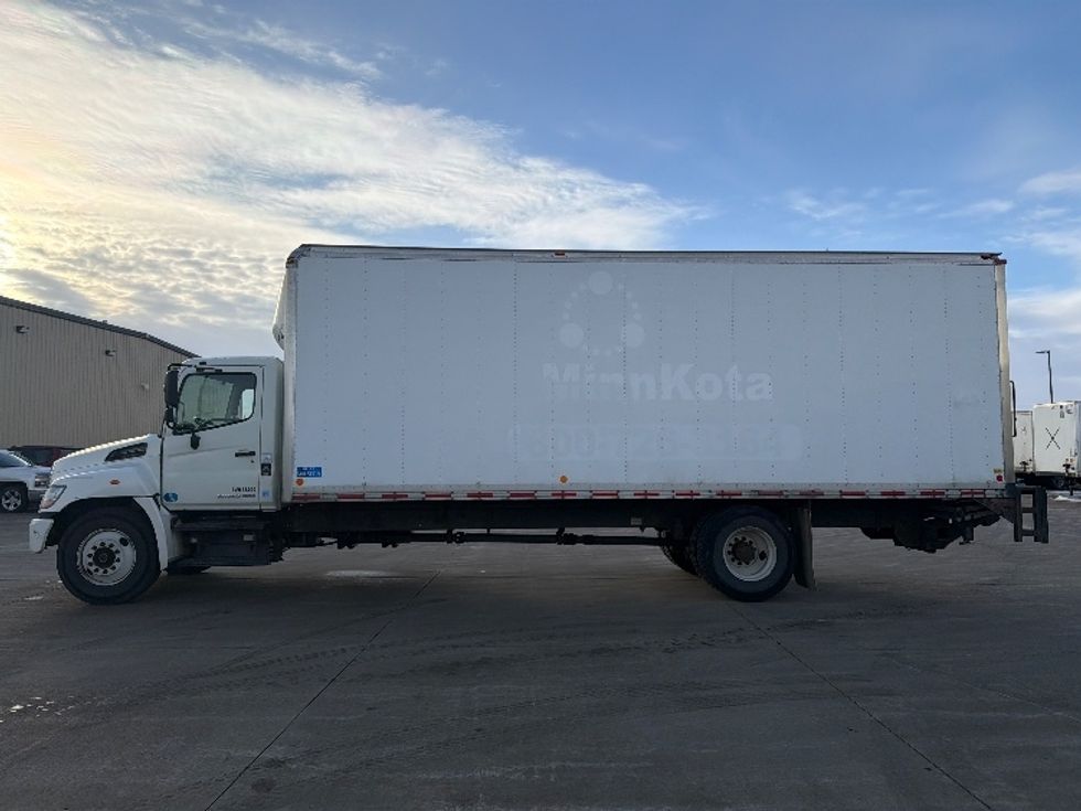 Medium Duty Box Truck-Light and Medium Duty Trucks-Hino-2013-338-West Fargo-ND-209,174\n\t\tmiles-$ 31,250 - Image 4
