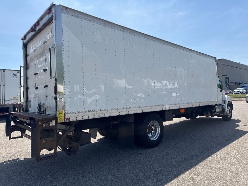Medium Duty Box Truck-Light and Medium Duty Trucks-Hino-2014-338-Brooklyn Park-MN-212,953\n\t\tmiles-$ 31,500 - Image 13