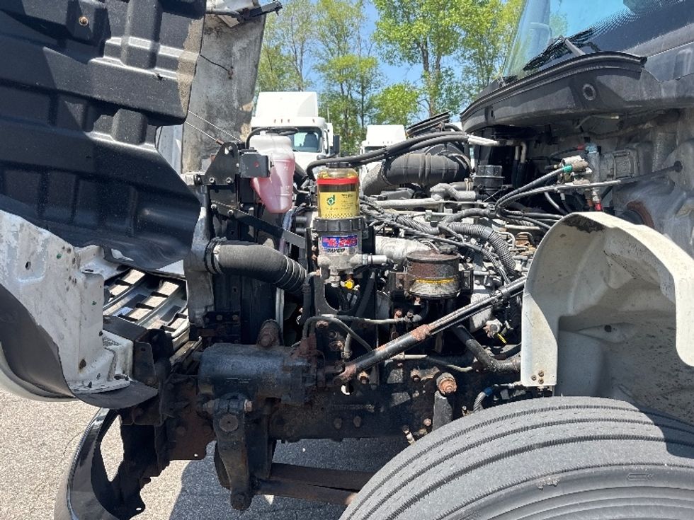 Medium Duty Box Truck-Light and Medium Duty Trucks-Hino-2014-338-Brooklyn Park-MN-212,953\n\t\tmiles-$ 31,500 - Image 24