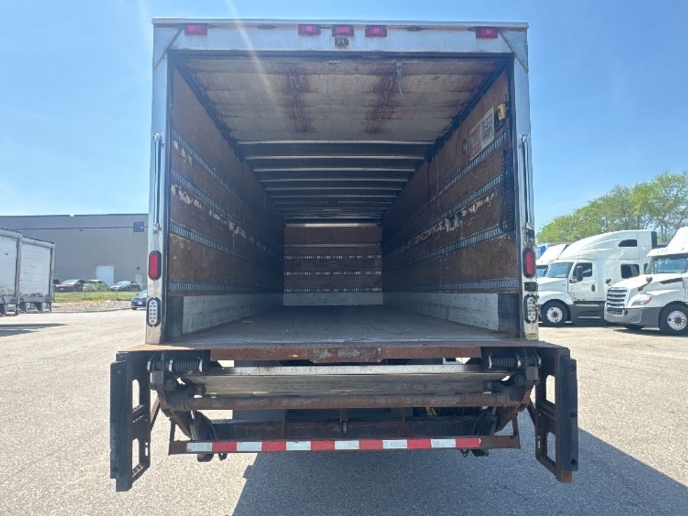 Medium Duty Box Truck-Light and Medium Duty Trucks-Hino-2014-338-Brooklyn Park-MN-212,953\n\t\tmiles-$ 31,500 - Image 8