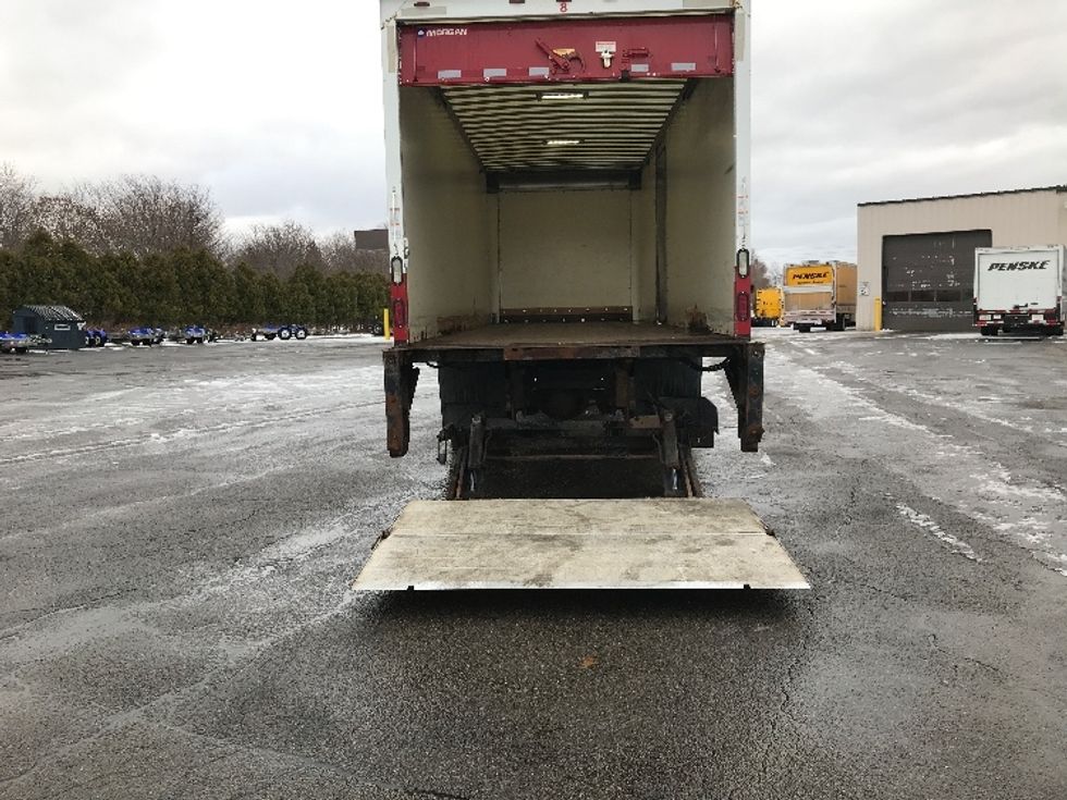 Medium Duty Box Truck-Light and Medium Duty Trucks-Hino-2015-268-Buffalo-NY-175,211\n\t\tmiles-$ 40,000 - Image 9