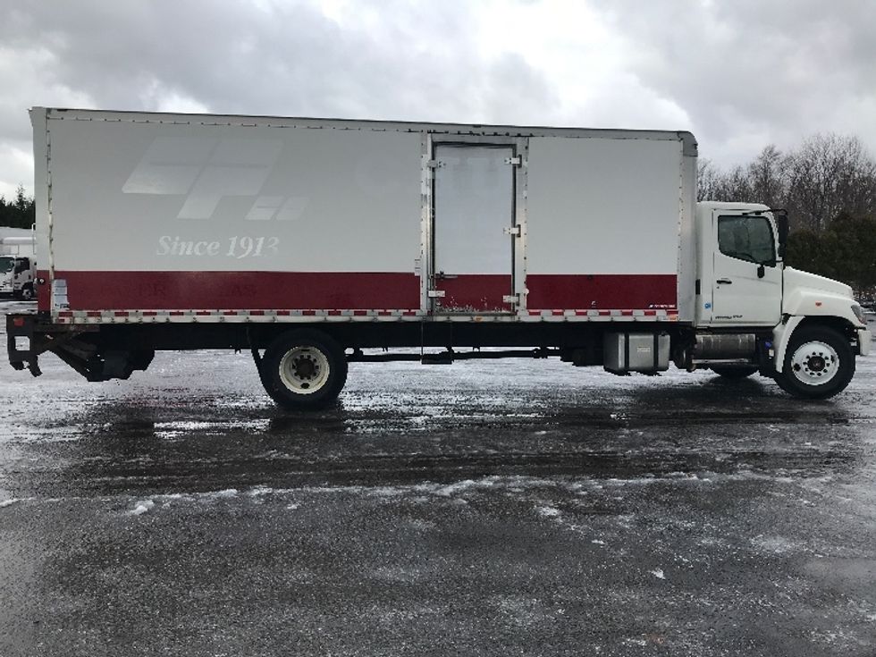Medium Duty Box Truck-Light and Medium Duty Trucks-Hino-2015-268-Buffalo-NY-200,573\n\t\tmiles-$ 40,000 - Image 15