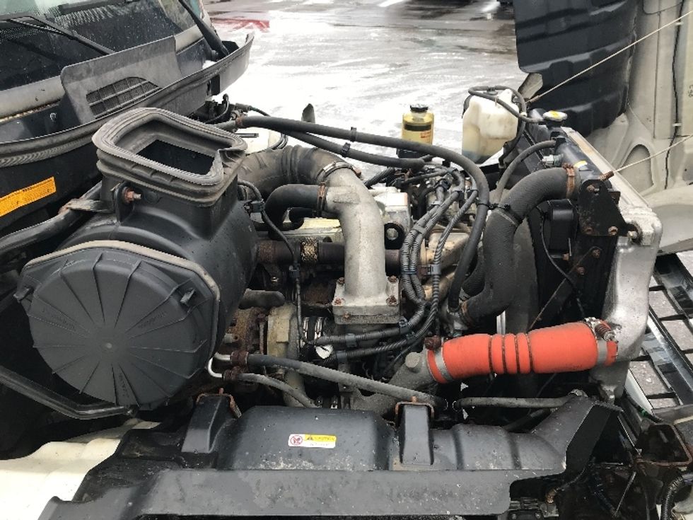 Medium Duty Box Truck-Light and Medium Duty Trucks-Hino-2015-268-Buffalo-NY-200,573\n\t\tmiles-$ 40,000 - Image 23