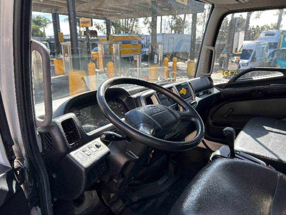 Medium Duty Box Truck-Light and Medium Duty Trucks-Hino-2015-268-Fontana-CA-229,925\n\t\tmiles-$ 38,500 - Image 18