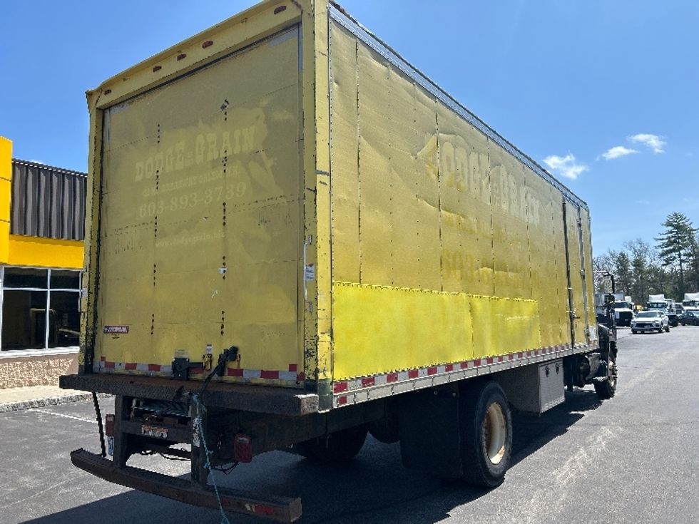 Medium Duty Box Truck-Light and Medium Duty Trucks-Hino-2015-268-Londonderry-NH-281,955\n\t\tmiles-$ 21,000 - Image 13