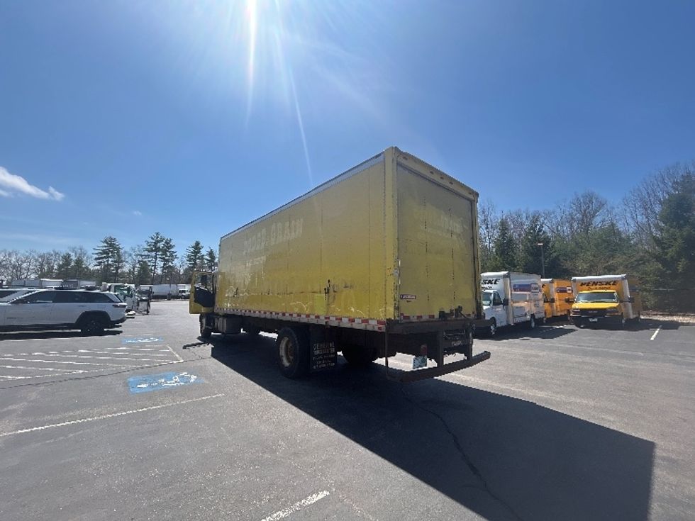 Medium Duty Box Truck-Light and Medium Duty Trucks-Hino-2015-268-Londonderry-NH-281,955\n\t\tmiles-$ 21,000 - Image 6