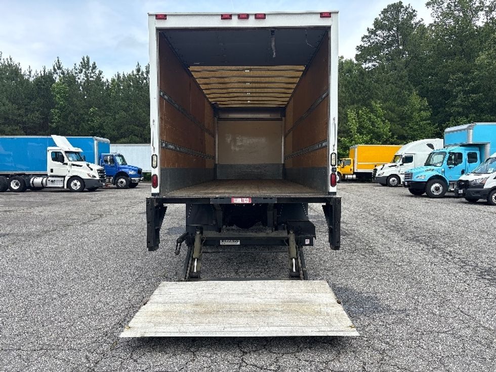 Medium Duty Box Truck-Light and Medium Duty Trucks-Hino-2015-268-Prince George-VA-102,988\n\t\tmiles-$ 52,500 - Image 9