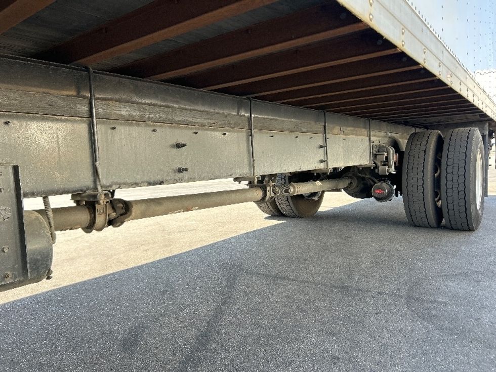 Medium Duty Box Truck-Light and Medium Duty Trucks-Hino-2015-268-Vernon-CA-134,699\n\t\tmiles-$ 24,500 - Image 5