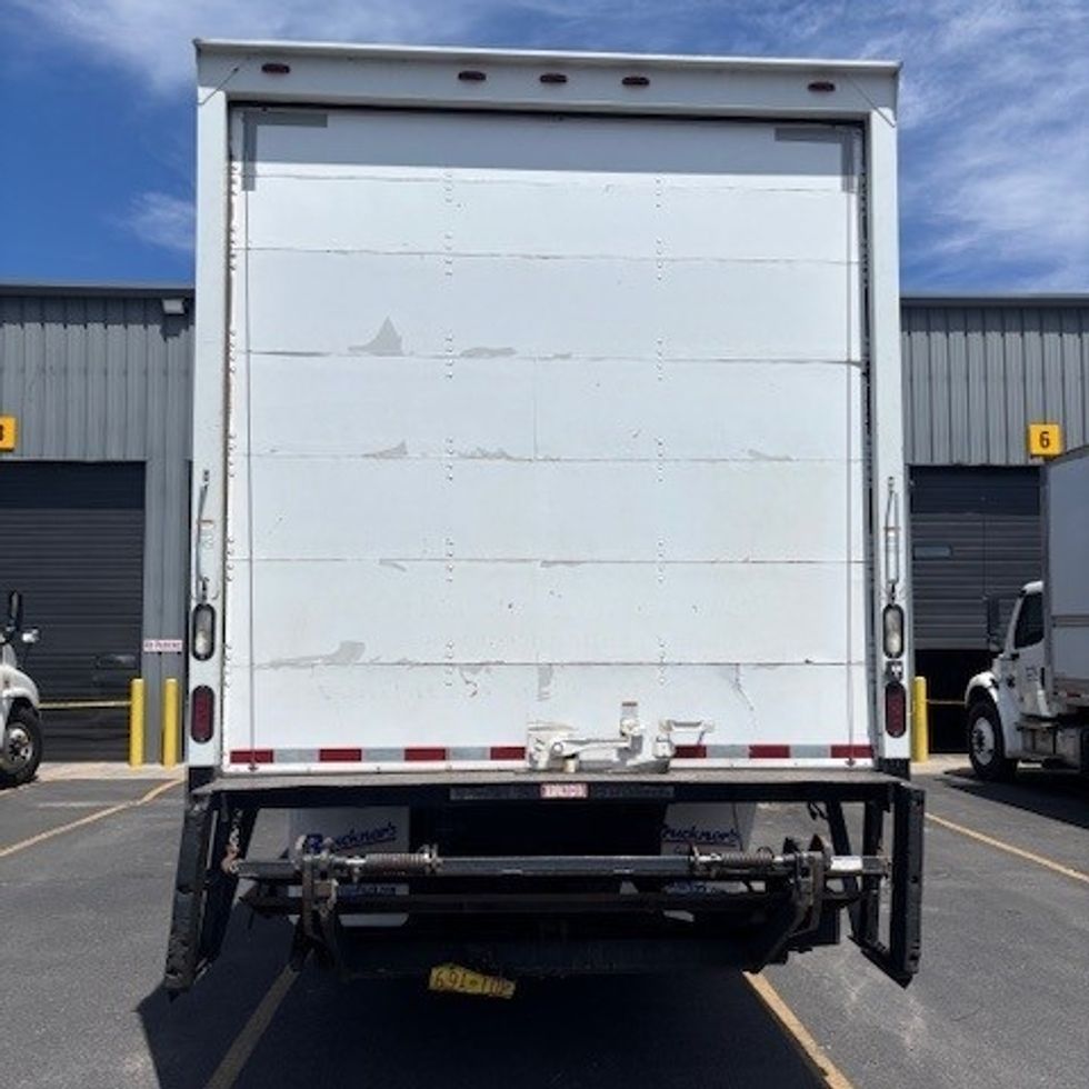 Medium Duty Box Truck-Light and Medium Duty Trucks-Hino-2016-268-Albuquerque-NM-262,109\n\t\tmiles-$ 18,500 - Image 4