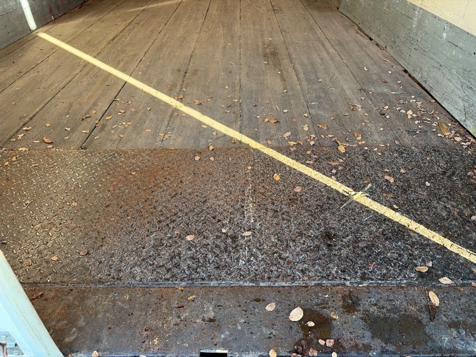 Medium Duty Box Truck-Light and Medium Duty Trucks-Hino-2016-268-Austin-TX-149,545\n\t\tmiles-$ 36,000 - Image 10