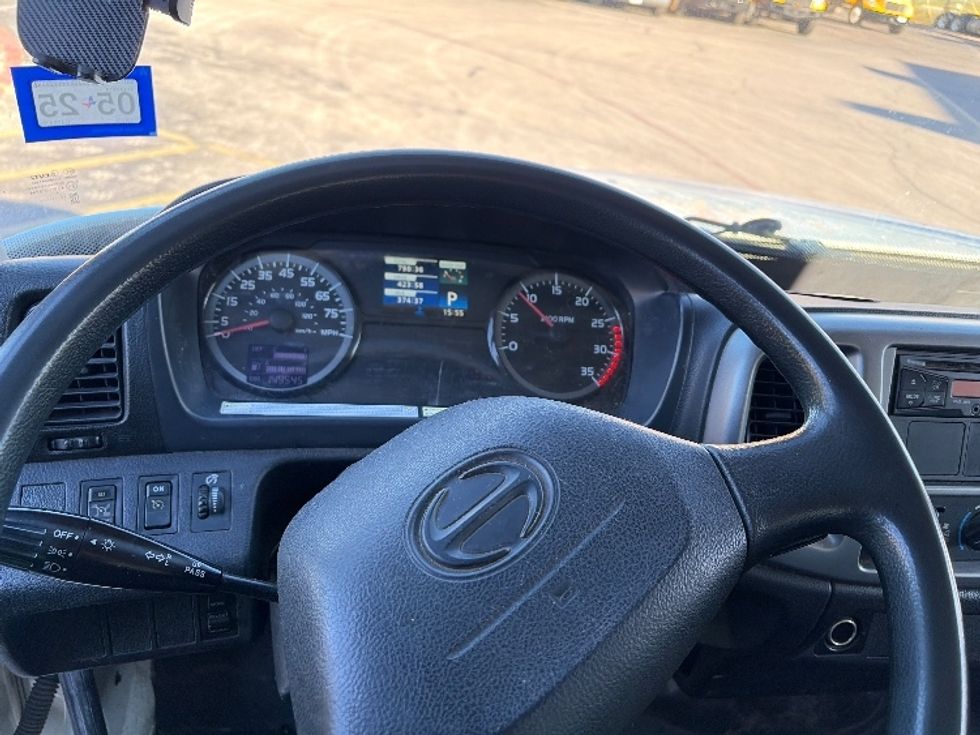 Medium Duty Box Truck-Light and Medium Duty Trucks-Hino-2016-268-Austin-TX-149,545\n\t\tmiles-$ 36,000 - Image 18