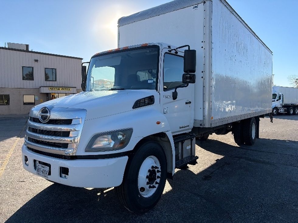 Medium Duty Box Truck-Light and Medium Duty Trucks-Hino-2016-268-Austin-TX-149,545\n\t\tmiles-$ 36,000 - Image 3