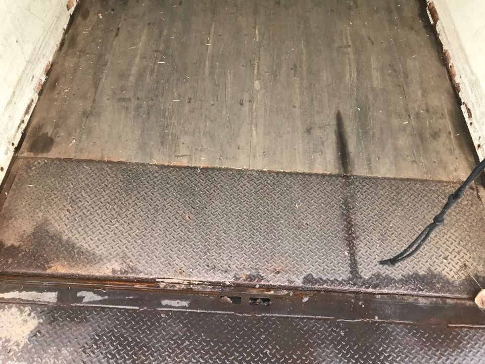 Medium Duty Box Truck-Light and Medium Duty Trucks-Hino-2016-268-Buffalo-NY-216,651\n\t\tmiles-$ 38,000 - Image 10