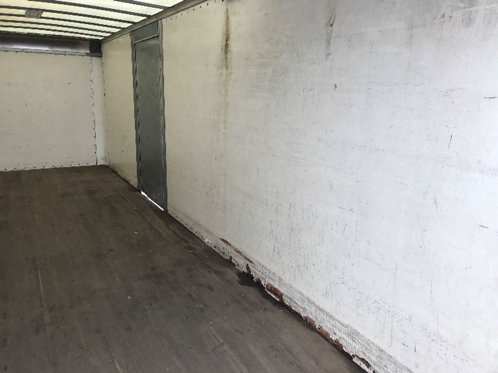 Medium Duty Box Truck-Light and Medium Duty Trucks-Hino-2016-268-Buffalo-NY-216,651\n\t\tmiles-$ 38,000 - Image 12