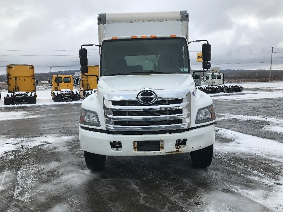 Medium Duty Box Truck-Light and Medium Duty Trucks-Hino-2016-268-Buffalo-NY-216,651\n\t\tmiles-$ 38,000 - Image 2