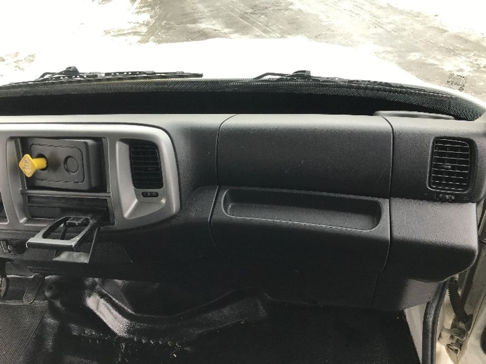 Medium Duty Box Truck-Light and Medium Duty Trucks-Hino-2016-268-Buffalo-NY-216,651\n\t\tmiles-$ 38,000 - Image 21