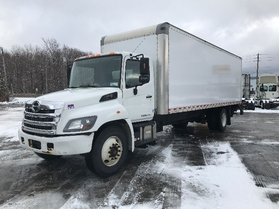 Medium Duty Box Truck-Light and Medium Duty Trucks-Hino-2016-268-Buffalo-NY-216,651\n\t\tmiles-$ 38,000 - Image 3