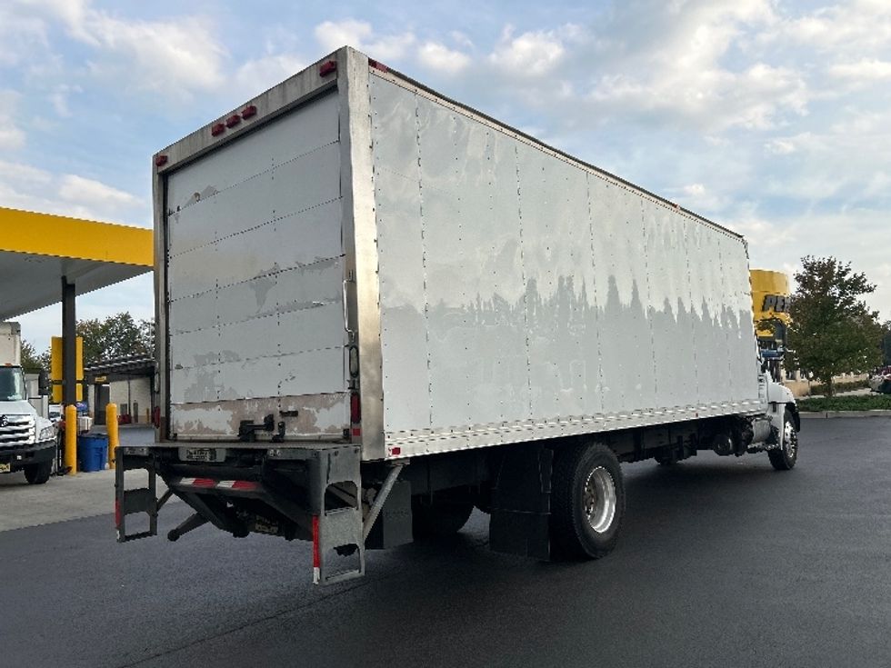 Medium Duty Box Truck-Light and Medium Duty Trucks-Hino-2016-268-Cranbury-NJ-380,176\n\t\tmiles-$ 21,500 - Image 13