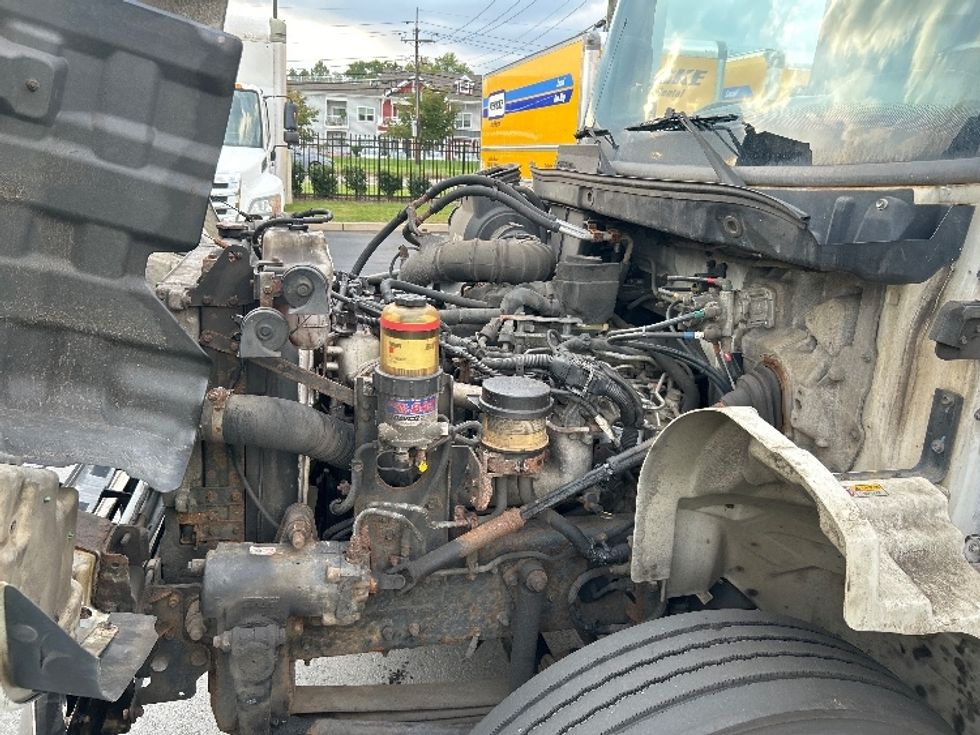 Medium Duty Box Truck-Light and Medium Duty Trucks-Hino-2016-268-Cranbury-NJ-380,176\n\t\tmiles-$ 21,500 - Image 24