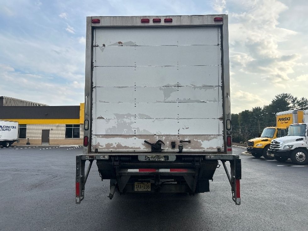 Medium Duty Box Truck-Light and Medium Duty Trucks-Hino-2016-268-Cranbury-NJ-380,176\n\t\tmiles-$ 21,500 - Image 7