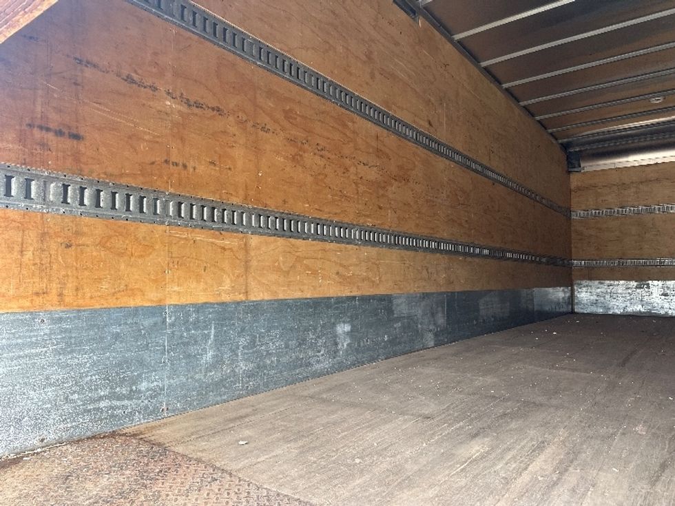 Medium Duty Box Truck-Light and Medium Duty Trucks-Hino-2016-268-North Fond Du Lac-WI-340,318\n\t\tmiles-$ 12,750 - Image 11