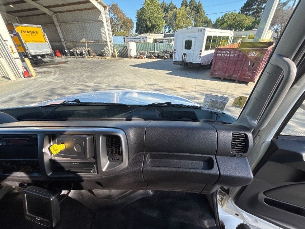 Medium Duty Box Truck-Light and Medium Duty Trucks-Hino-2016-268-Santa Clara-CA-46,182\n\t\tmiles-$ 40,250 - Image 21