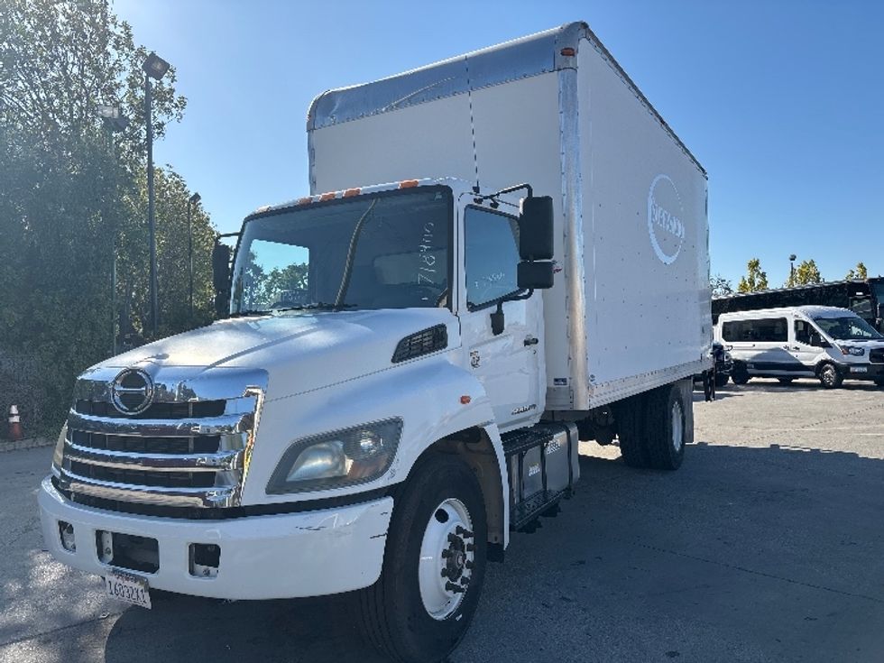 Medium Duty Box Truck-Light and Medium Duty Trucks-Hino-2016-268-Santa Clara-CA-46,182\n\t\tmiles-$ 40,250 - Image 3