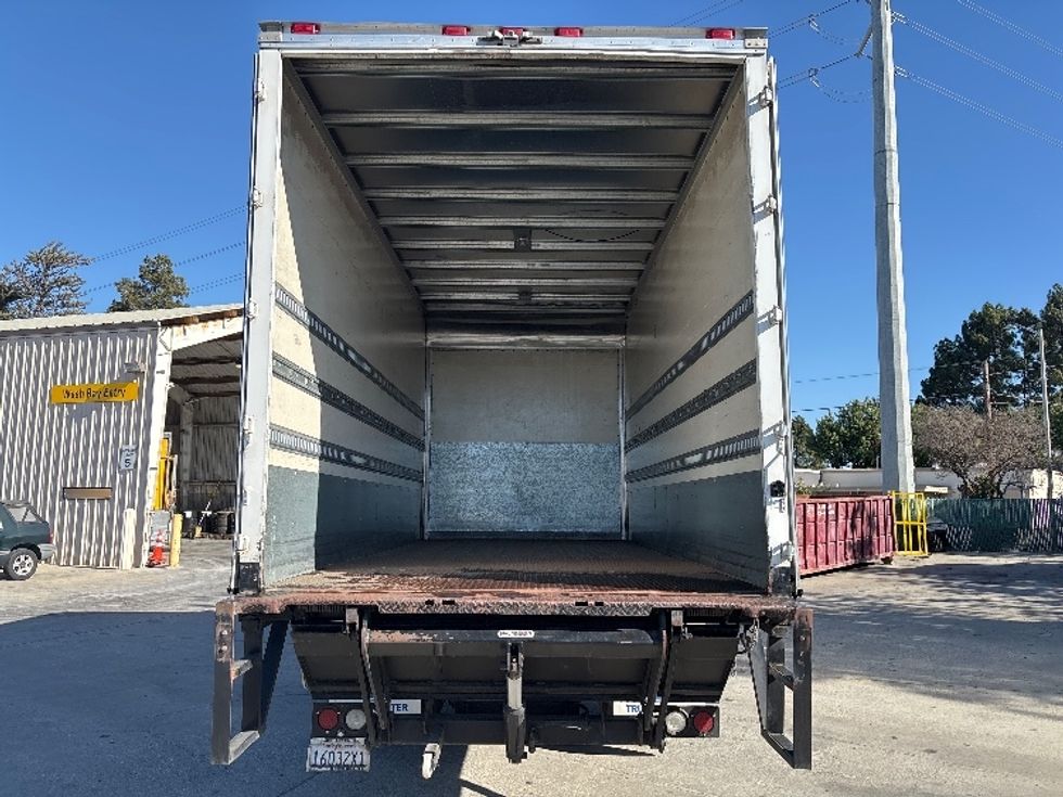Medium Duty Box Truck-Light and Medium Duty Trucks-Hino-2016-268-Santa Clara-CA-46,182\n\t\tmiles-$ 40,250 - Image 8