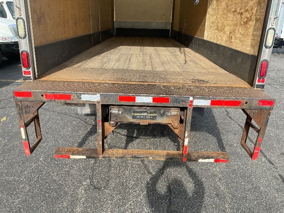 Medium Duty Box Truck-Light and Medium Duty Trucks-Hino-2016-338-Braintree-MA-244,444\n\t\tmiles-$ 27,750 - Image 10